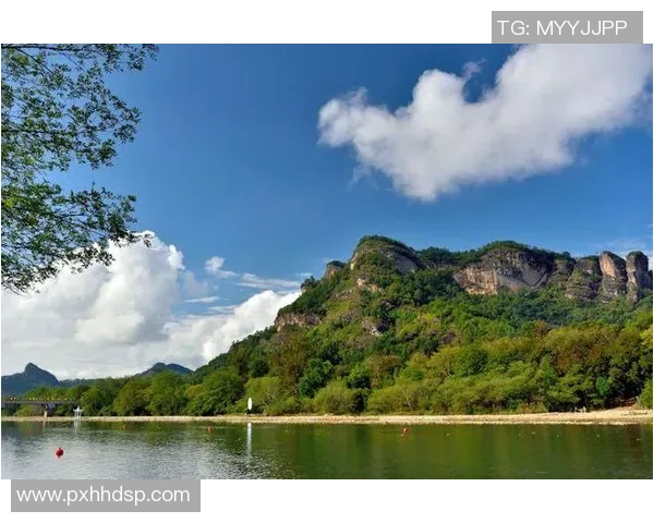 碧水归静，传奇永续：十五运会泳池见证老将新星交相辉映